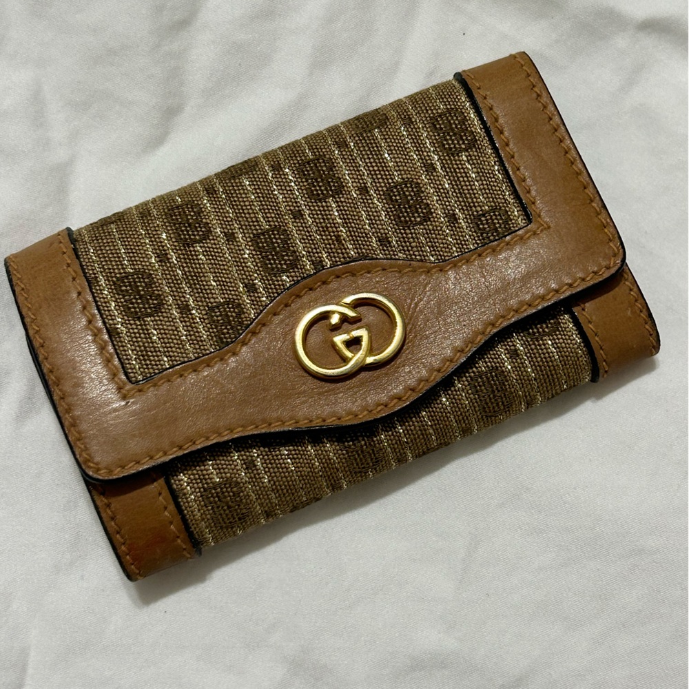 Gucci Vintage GG Signiture Leather/ Canvas Key Holder Wallet (Gold Inlay Canvas)